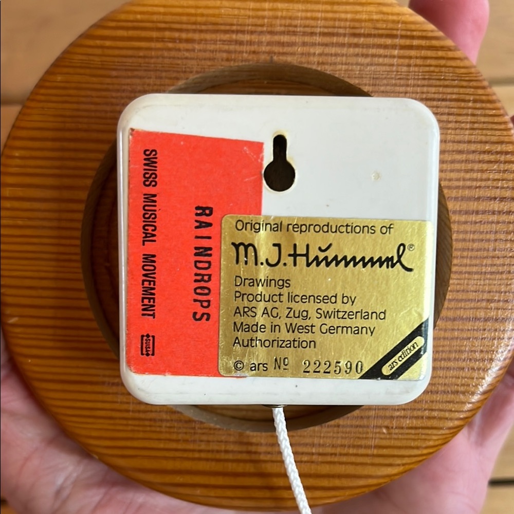 Goebel Hummel Collectors Set - Picture 15 of 15